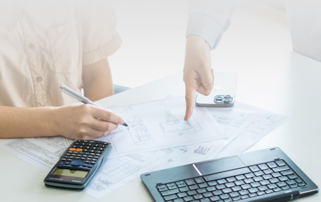 Hydraulic pile hammer